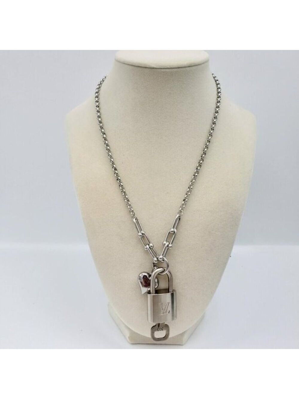 Stainless Steel Silver-Plated Necklace with Authentic Louis Vuitton Padlock - Picture 9 of 12